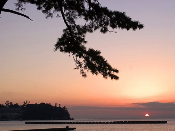 屋形海岸